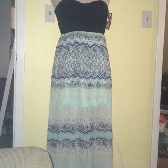❤️NWT size S TRIXXIE Maxi Dress W/skirt beneath - Picture 2 of 6